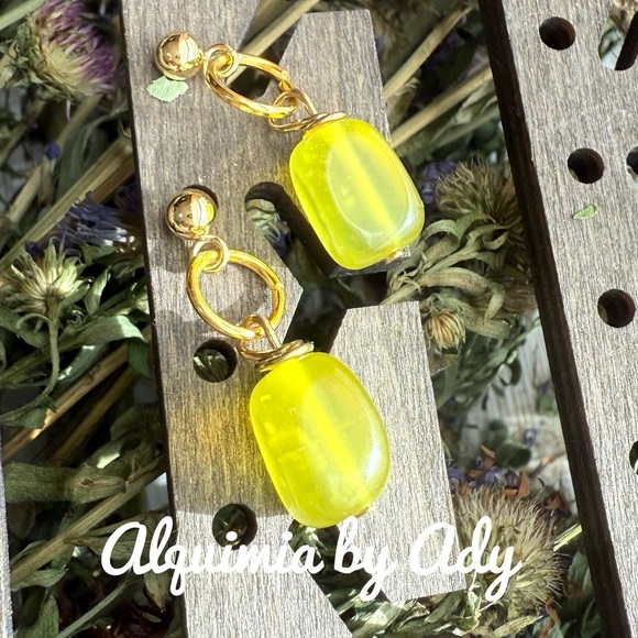 Alquimia Yellow Earrings - Picture 1 of 1